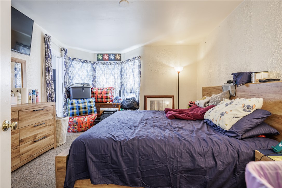 39 Austin Street, Unit 39 Rochester, NY 14606 - Photo 2 of 29 39 up- bedroom 1