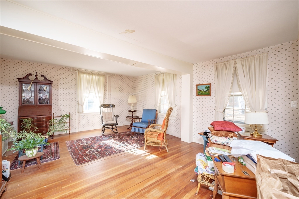 1177 Northampton Street Holyoke, MA 01040 - Photo 12 of 39
