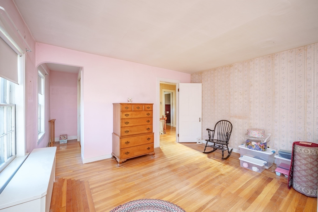 1177 Northampton Street Holyoke, MA 01040 - Photo 17 of 39