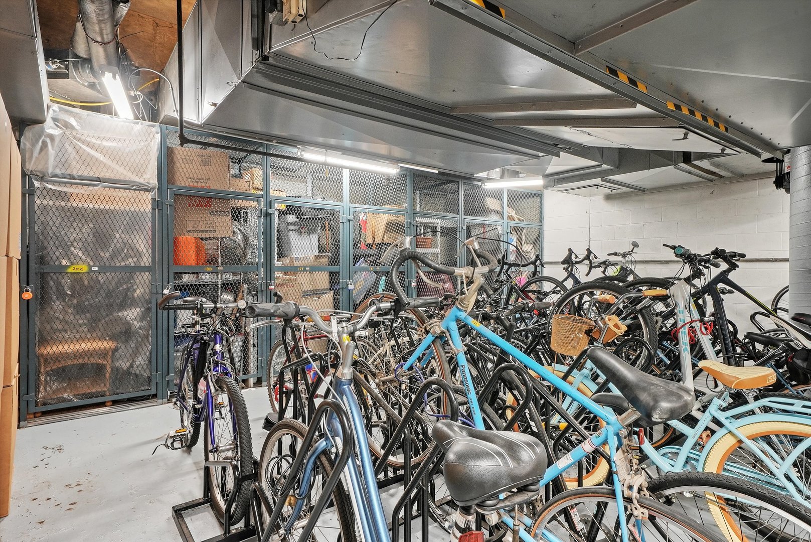 200 East Delaware Place, Unit 15F Chicago, IL 60611 - Photo 26 of 27 a view of bike storage