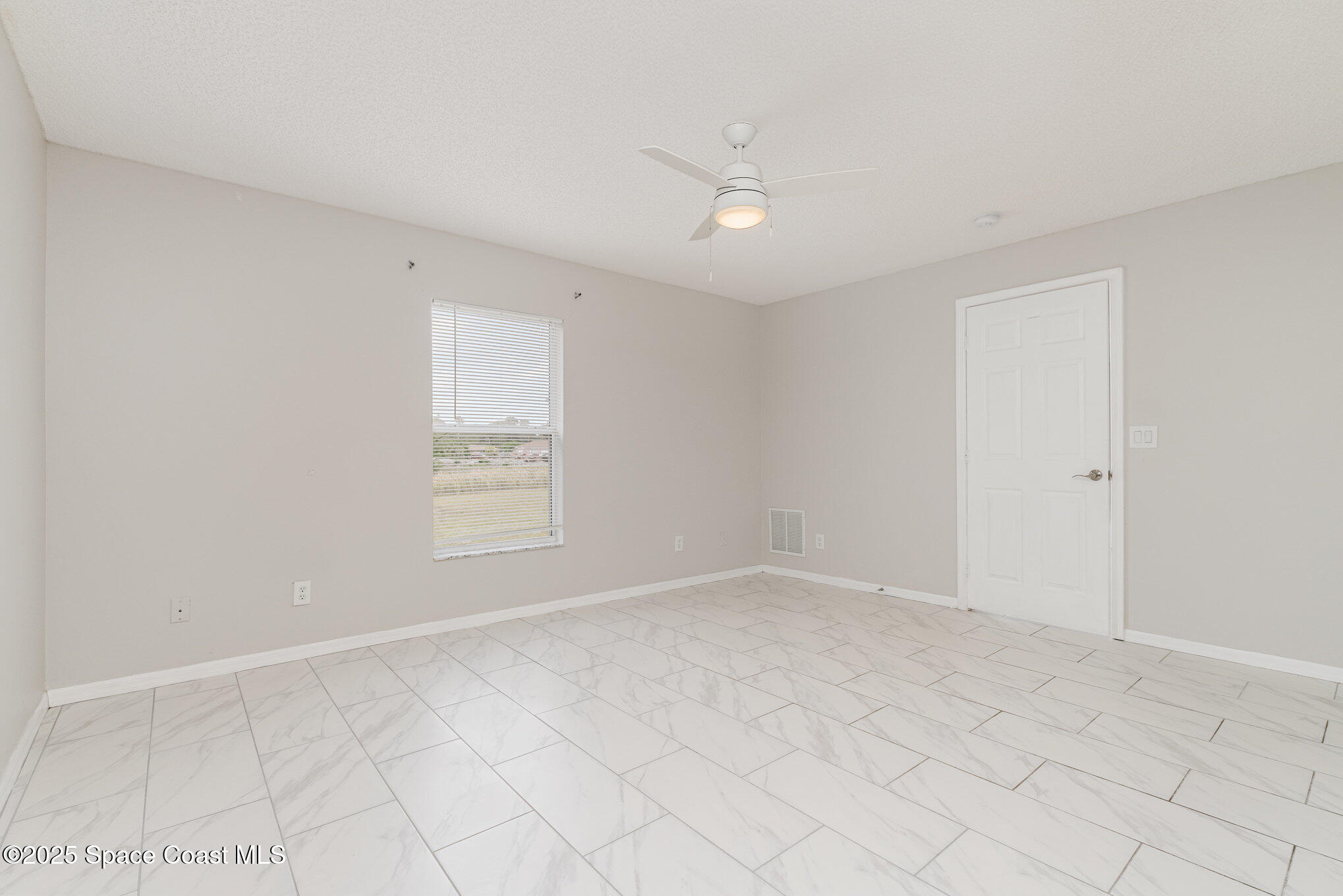 2208 Ravel Road Southeast Palm Bay, FL 32909 - Photo 15 of 27 016_file_912