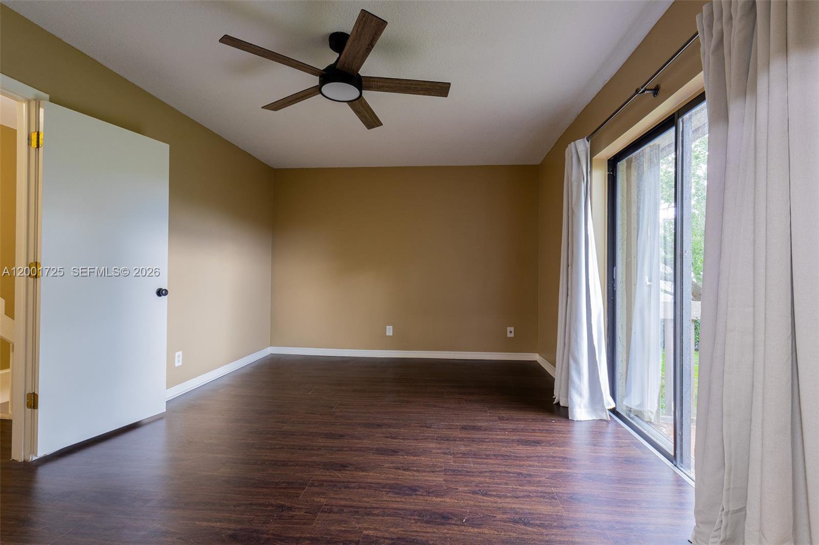 11245 Southwest 111th Street Miami, FL 33176 - Photo 15 of 25