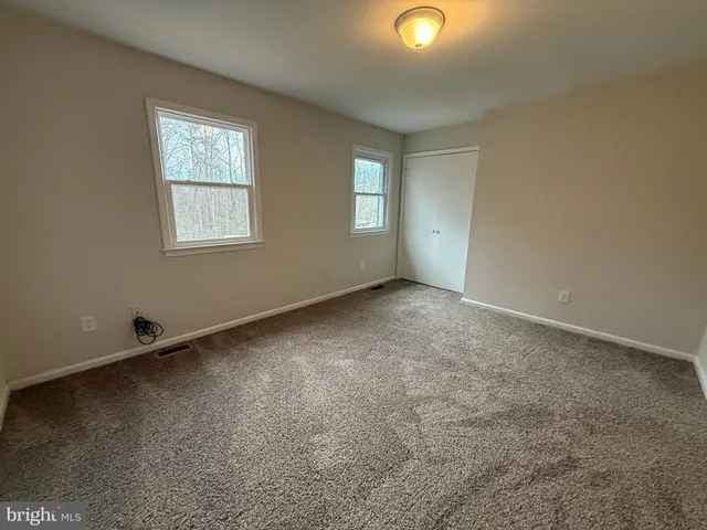 $1,895 | 4 Manchester Court, Fredericksburg, VA 22408