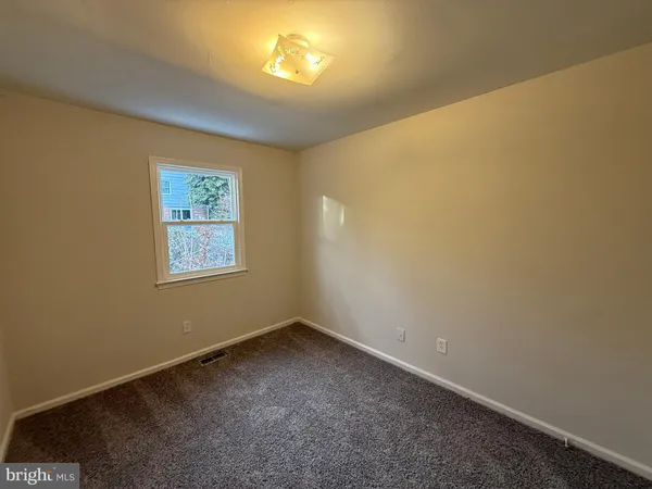 $1,795 | 4 Manchester Court, Fredericksburg, VA 22408