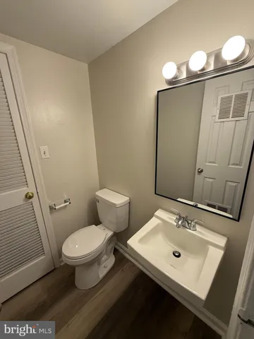 $1,895 | 4 Manchester Court, Fredericksburg, VA 22408