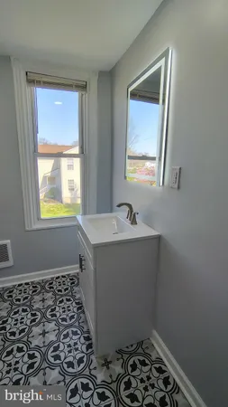 $2,800 | 1000 Main Avenue, Croydon, PA 19021