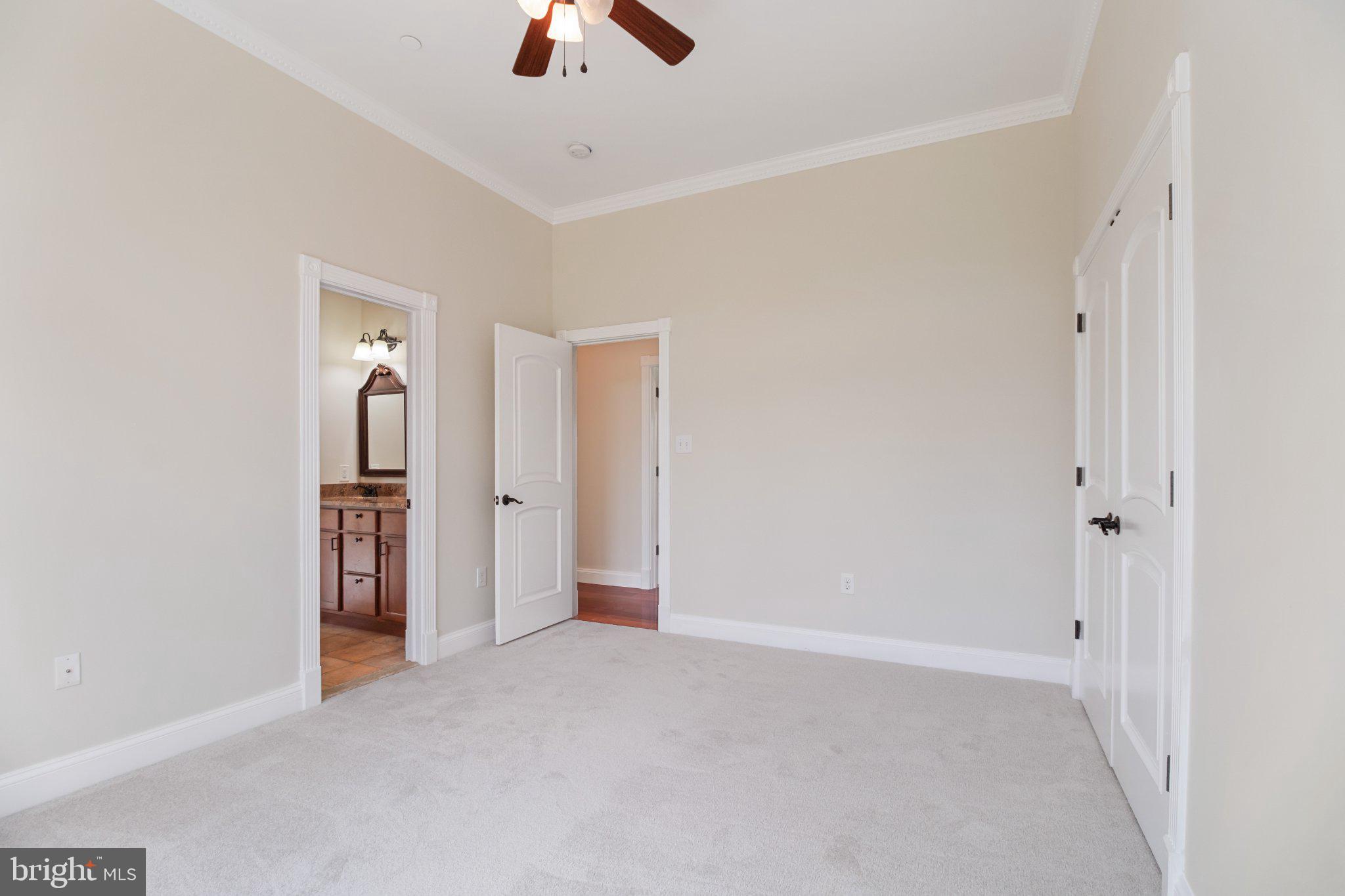 7147 Linganore Road New Market, MD 21774 - Photo 30 of 44 Spacious room with inviting light.