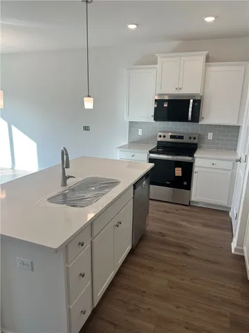 $237,900 | 409 Belgrove Way, Easley, SC 29640