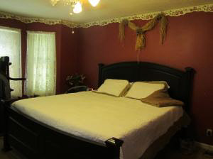 705 Mahan Road Bedford, IN 47421 - Photo 8 of 12