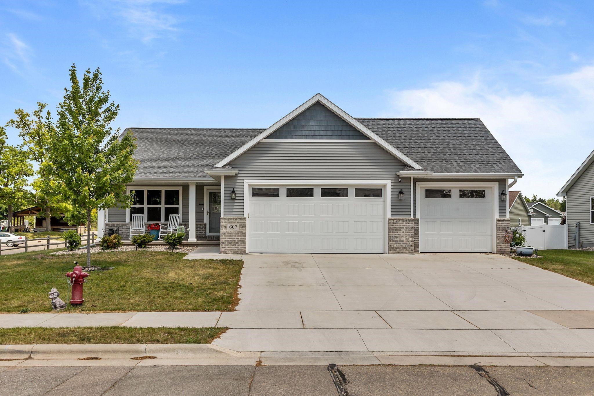 607 West 5th Street Shawano, WI 54166 - Photo 1 of 33
