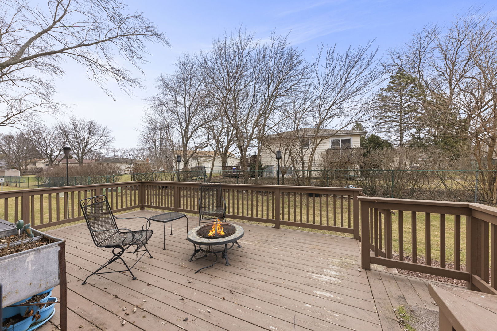 1263 Exeter Court Wheaton, IL 60189 - Photo 3 of 25 a view of a terrace with trees
