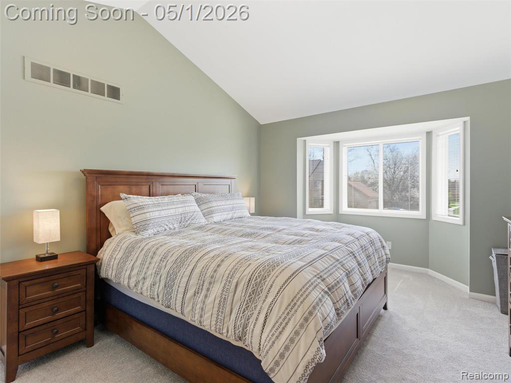 2550 Brilliance Rochester, MI 48309 - Photo 19 of 43