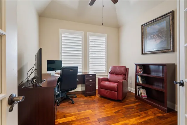 $1,050,000 | 3920 Vail Divide, Bee Cave, TX 78738