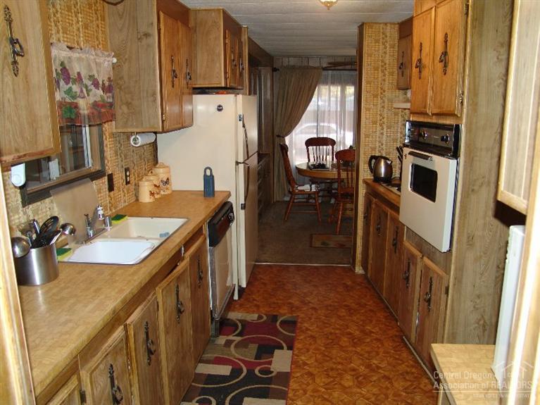 15848 Fir Road La Pine, OR 97739 - Photo 11 of 19 Additional Photo
