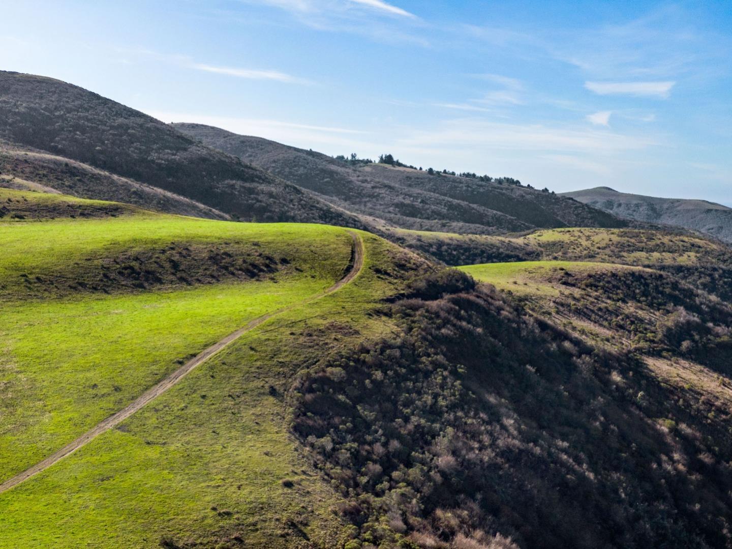 3225 Pomponio Creek Road San Gregorio, CA 94074 - Photo 9 of 24 a view of an ocean and mountain