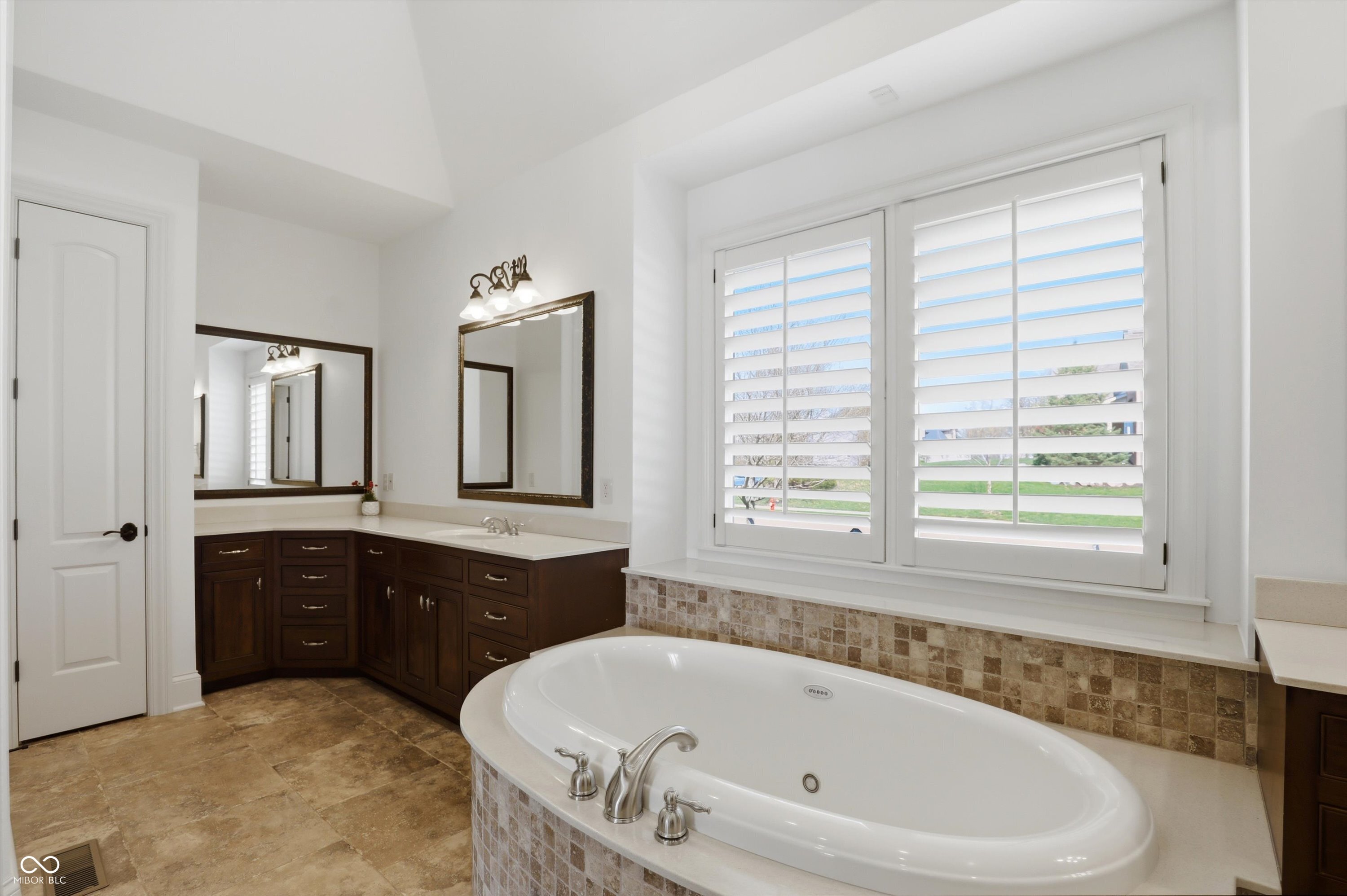 16270 Chancellors Ridge Way Westfield, IN 46062 - Photo 23 of 61