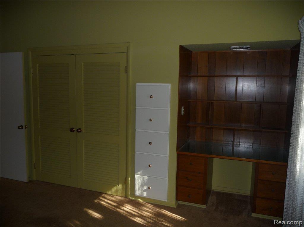 25570 Meridian Road Grosse Ile, MI 48138 - Photo 17 of 24 P1010788