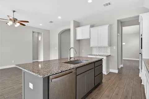 $412,000 | 2326 Calm Channel Court, Missouri City, TX 77459