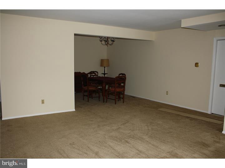 702 Raintree Lane Malvern, PA 19355 - Photo 9 of 18 Gallery Image 9