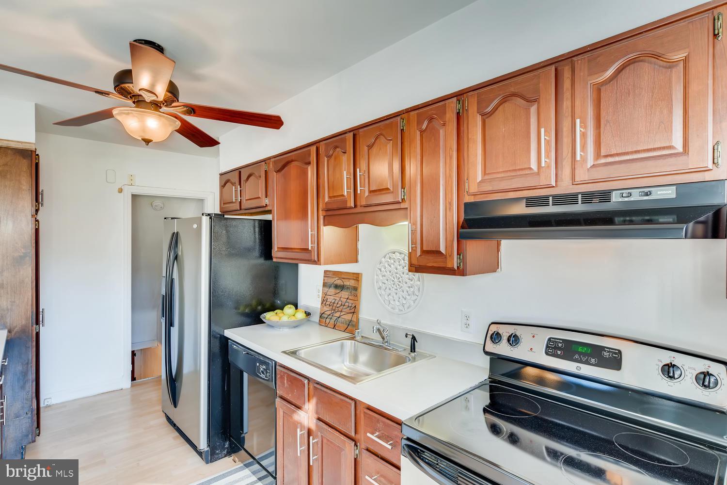 151 Dumbarton Road Baltimore, MD 21212 - Photo 11 of 32