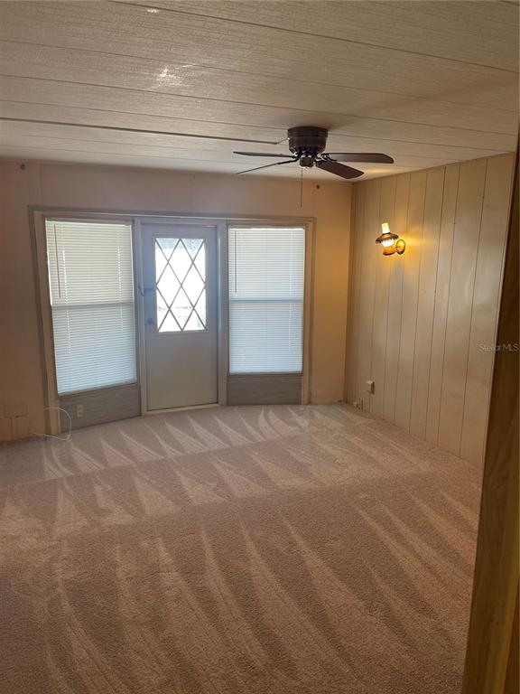 109 Ridge Manor Drive Lake Wales, FL 33853 - Photo 2 of 16 an empty room with windows and closet