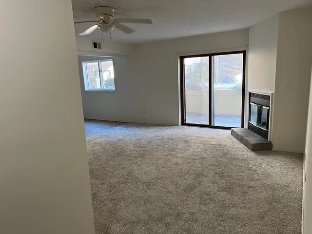 $96,000 | 1916 Tracy Drive, Unit 31, Bloomington, IL 61704