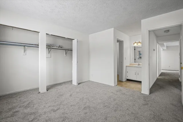 $95,000 | 1916 Tracy Drive, Unit 31, Bloomington, IL 61704