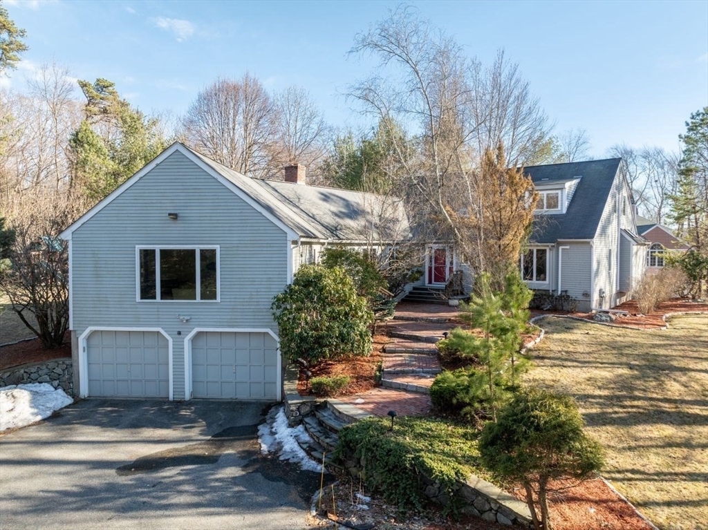 198 River Road Andover, MA 01810 - Photo 2 of 26 Gallery Image 2
