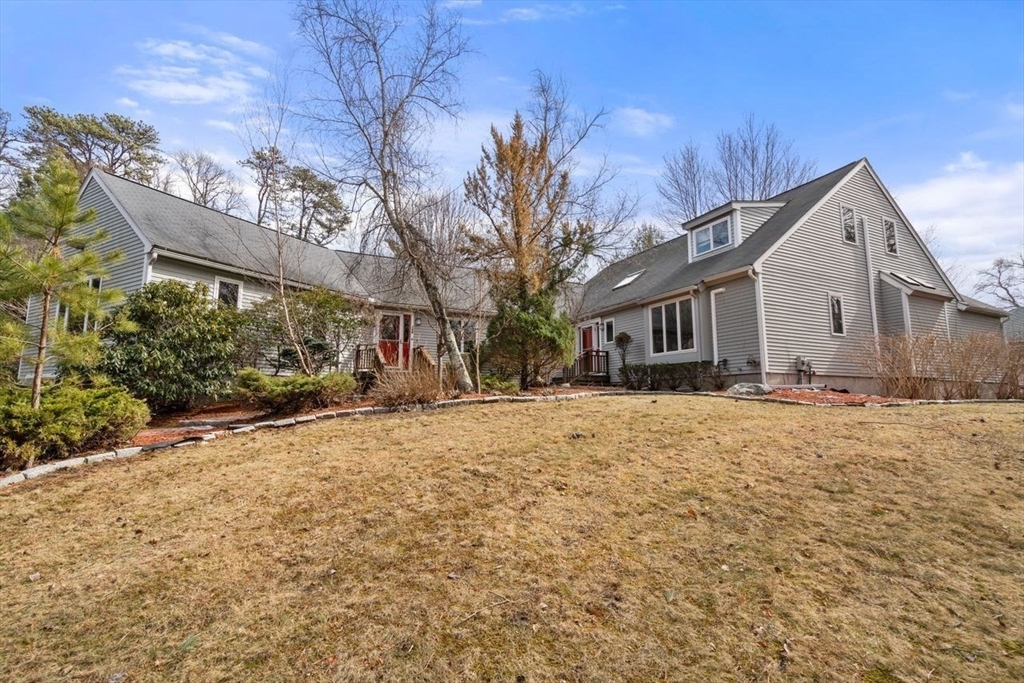 198 River Road Andover, MA 01810 - Photo 4 of 26 Gallery Image 4