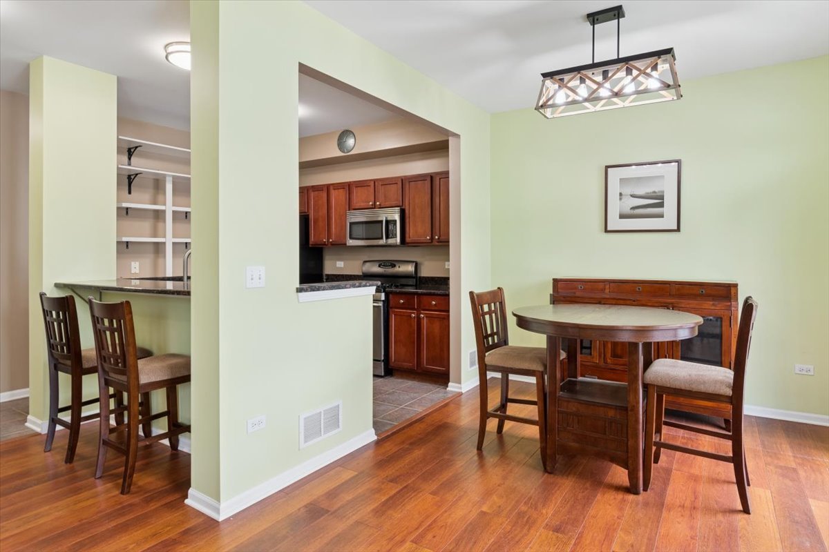 1509 Envee Drive Bolingbrook, IL 60490 - Photo 7 of 28