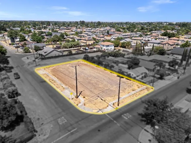 $299,900 | 3408 Taylor Street, Sacramento, CA 95838