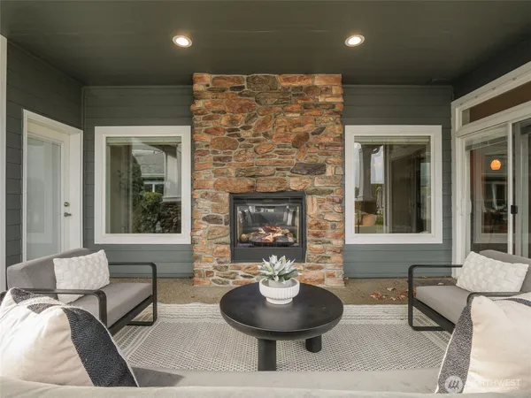 $1,250,000 | 6501 119th Avenue East, Puyallup, WA 98372