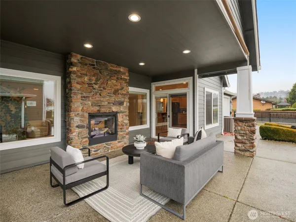 $1,250,000 | 6501 119th Avenue East, Puyallup, WA 98372