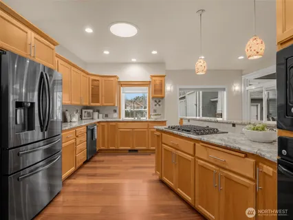 $1,300,000 | 6501 119th Avenue East, Puyallup, WA 98372