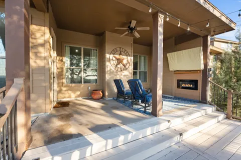 $639,000 | 22112 Rock Wren Road, Spicewood, TX 78669