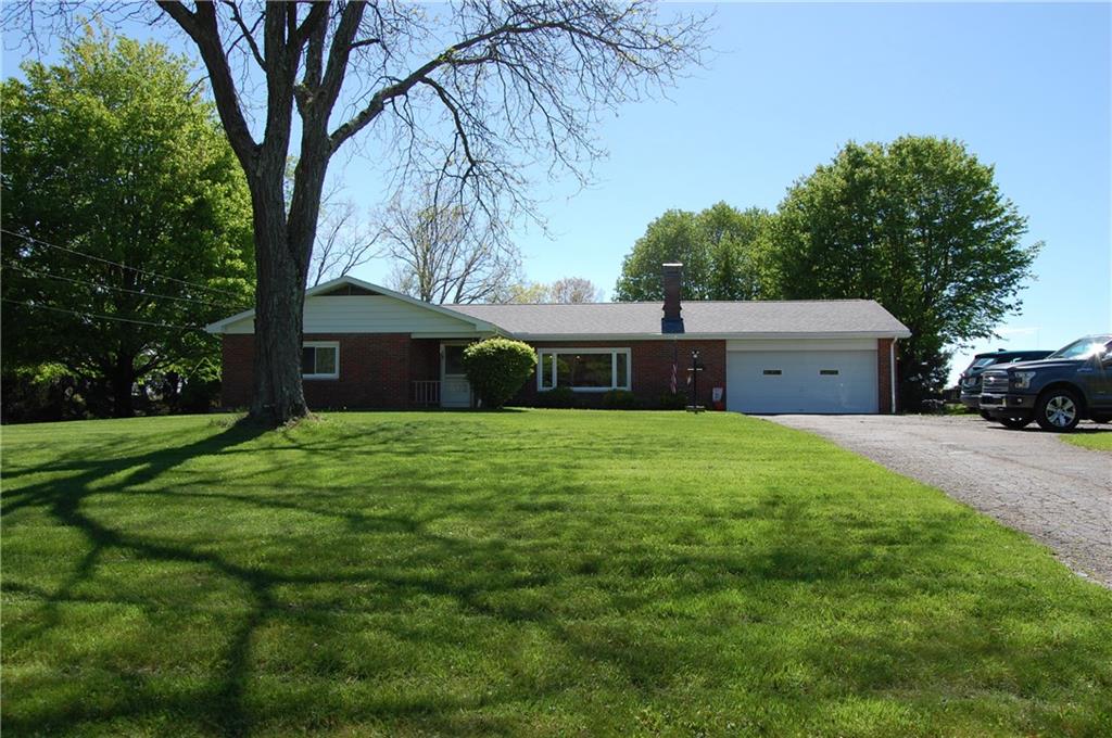 127 Cranberry Road Grove City, PA 16127 - Photo 2 of 17 3 Bedroom Brick Ranch - Pine Township, Mercer PA