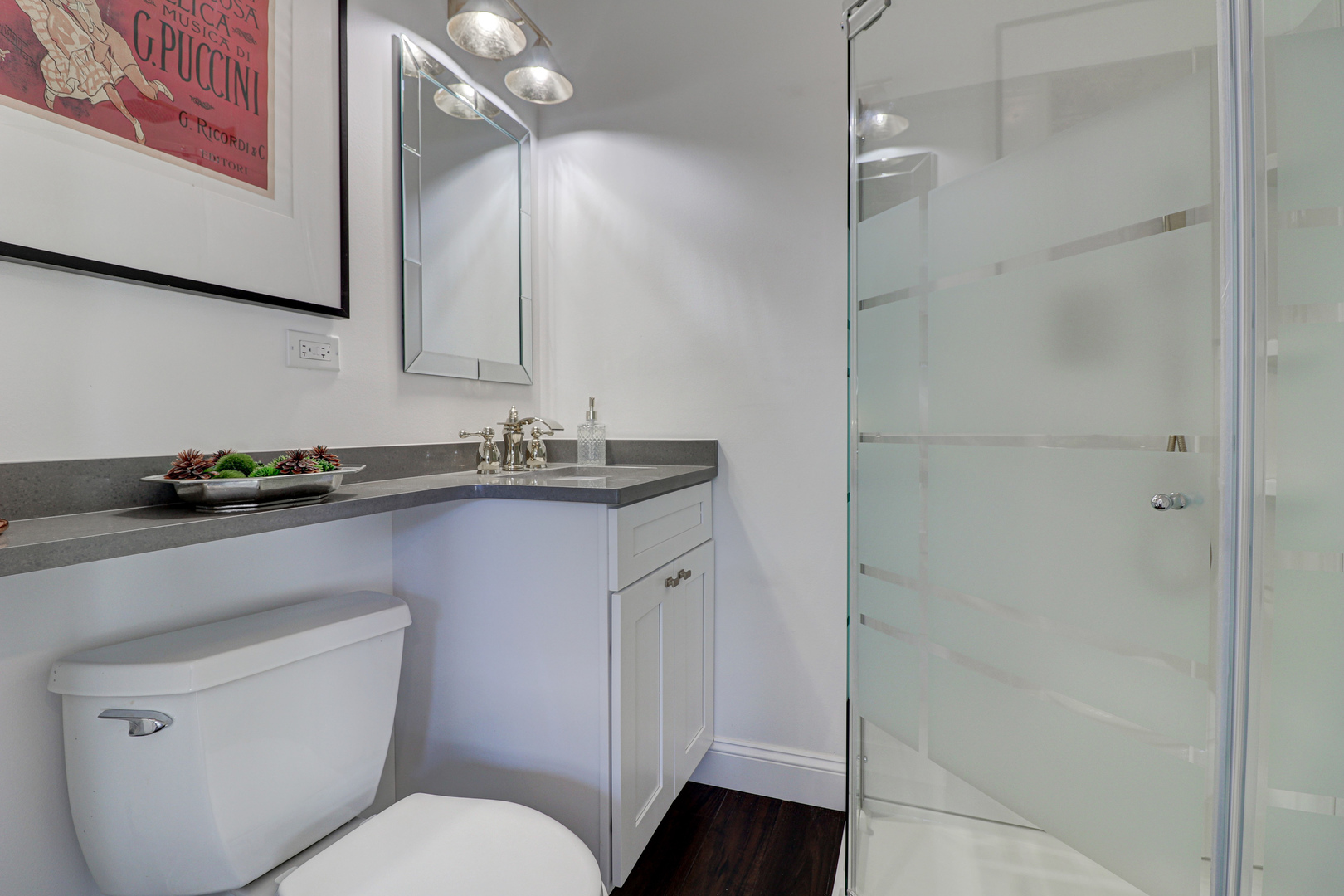 7809 East Prairie Road Skokie, IL 60076 - Photo 18 of 32