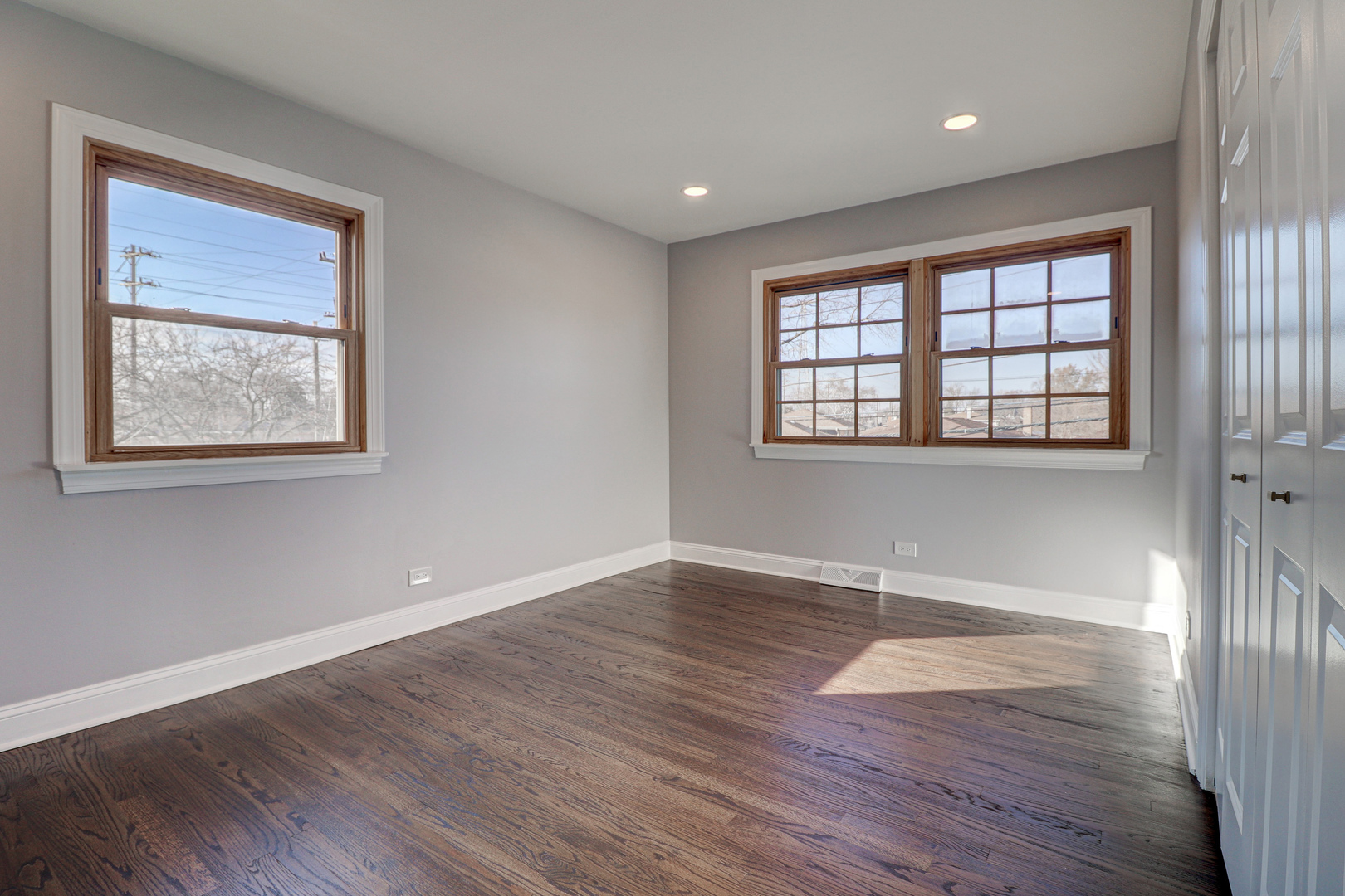 7809 East Prairie Road Skokie, IL 60076 - Photo 26 of 32