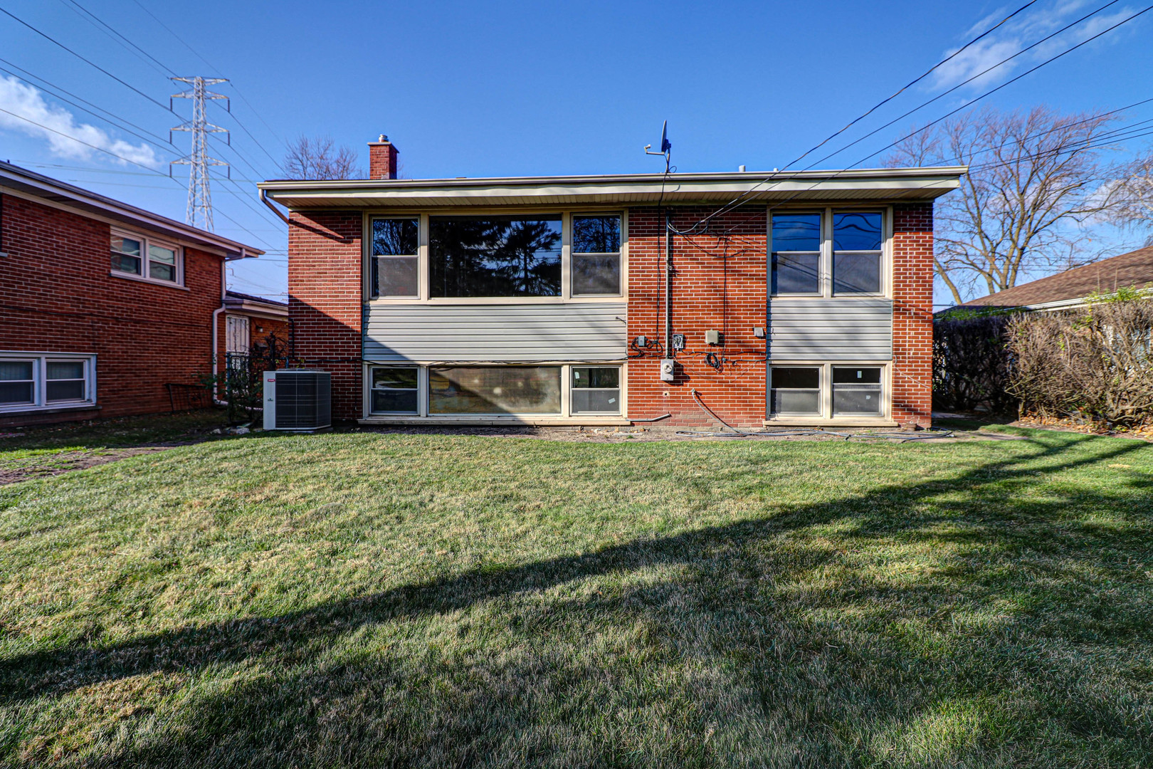 7809 East Prairie Road Skokie, IL 60076 - Photo 31 of 32