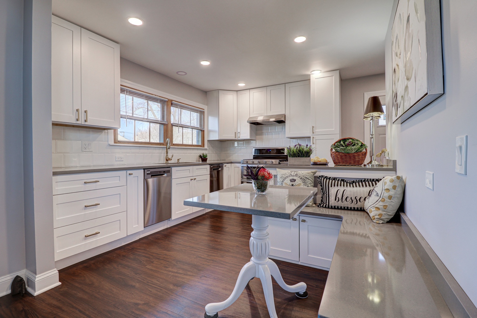 7809 East Prairie Road Skokie, IL 60076 - Photo 10 of 32