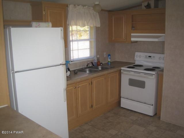 85 St Moritz Drive Newfoundland, PA 18445 - Photo 7 of 21