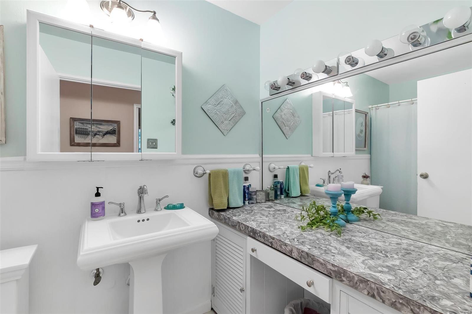 2420 Mullanphy Road Florissant, MO 63031 - Photo 13 of 21 Gallery Image 13