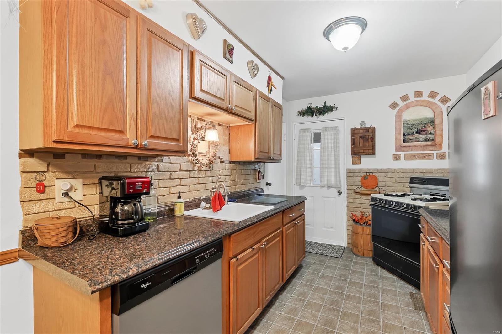 2420 Mullanphy Road Florissant, MO 63031 - Photo 4 of 21 Gallery Image 4