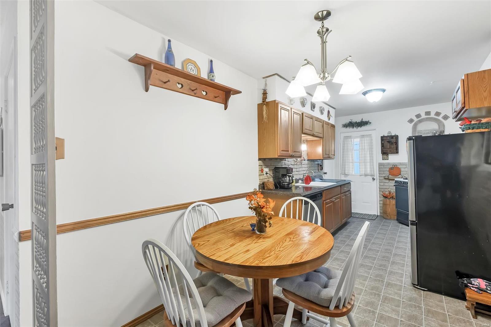 2420 Mullanphy Road Florissant, MO 63031 - Photo 9 of 21 Gallery Image 9