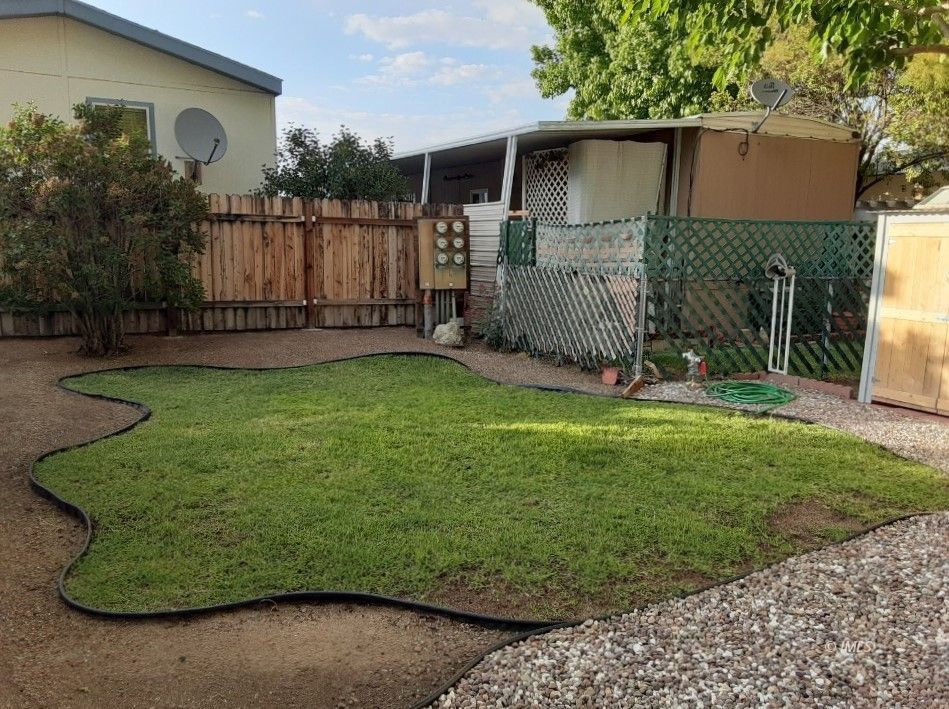 2371 Edinburgh Avenue Bishop, CA 93514 - Photo 10 of 12 Yard