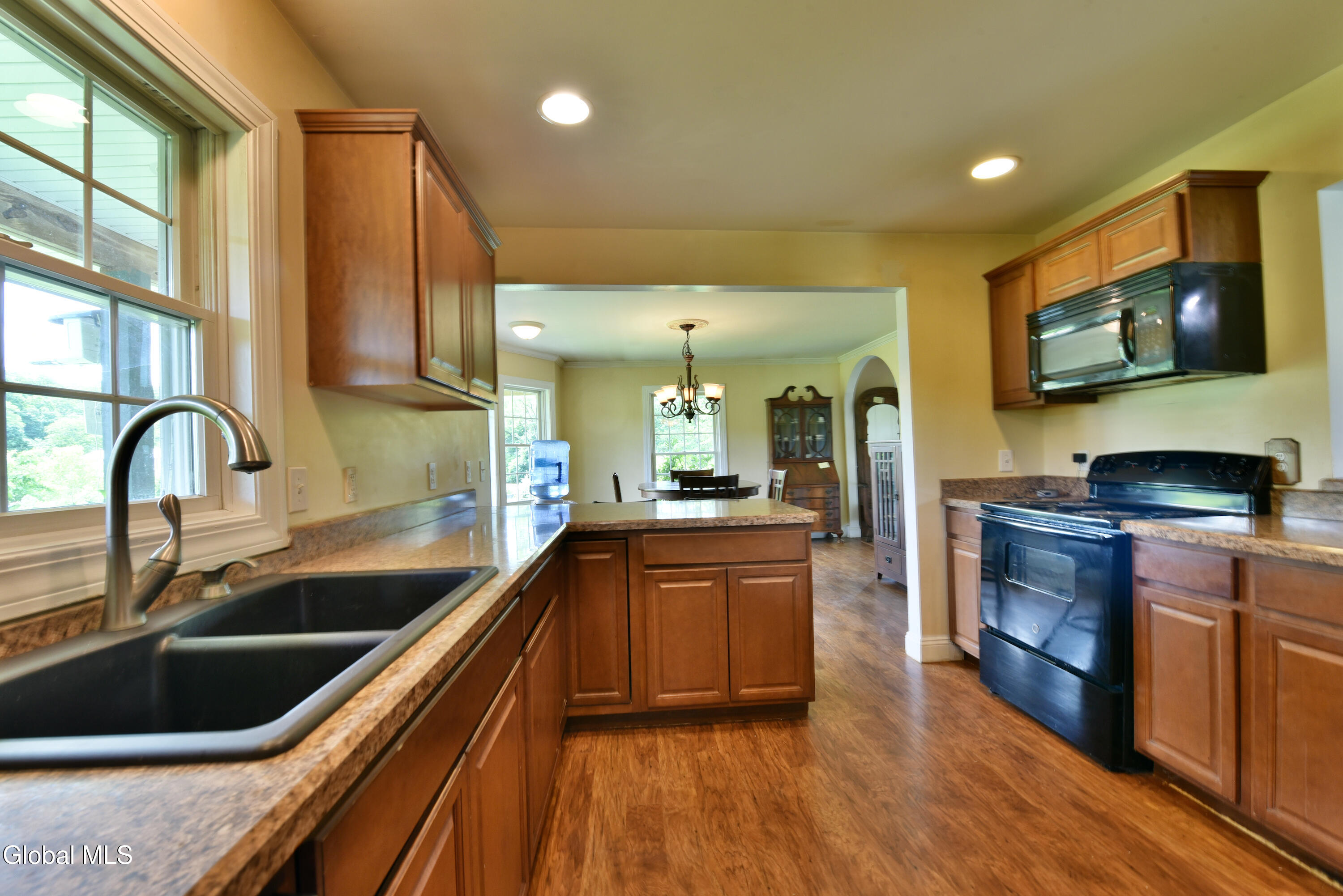 605 Plummer Road Ballston Spa, NY 12020 - Photo 4 of 64 Kitchen