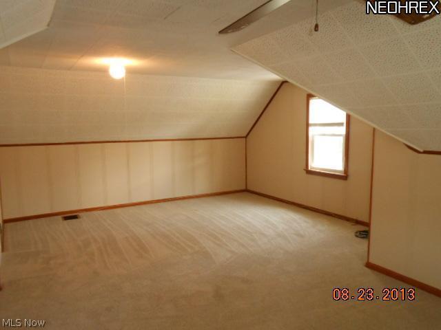 1606 Keystone Road Cleveland, OH 44134 - Photo 9 of 13