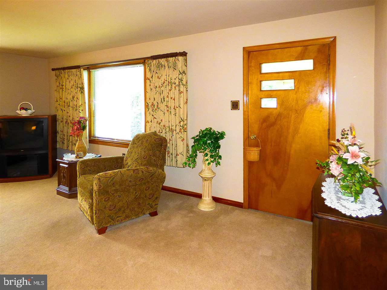 15 Cloverleaf Road York, PA 17406 - Photo 12 of 36