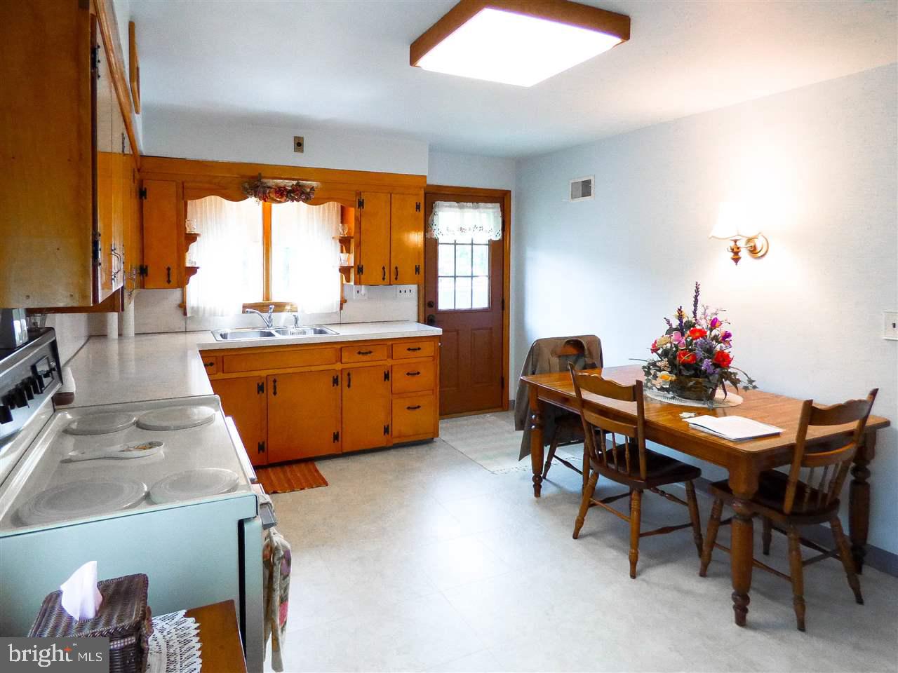 15 Cloverleaf Road York, PA 17406 - Photo 17 of 36