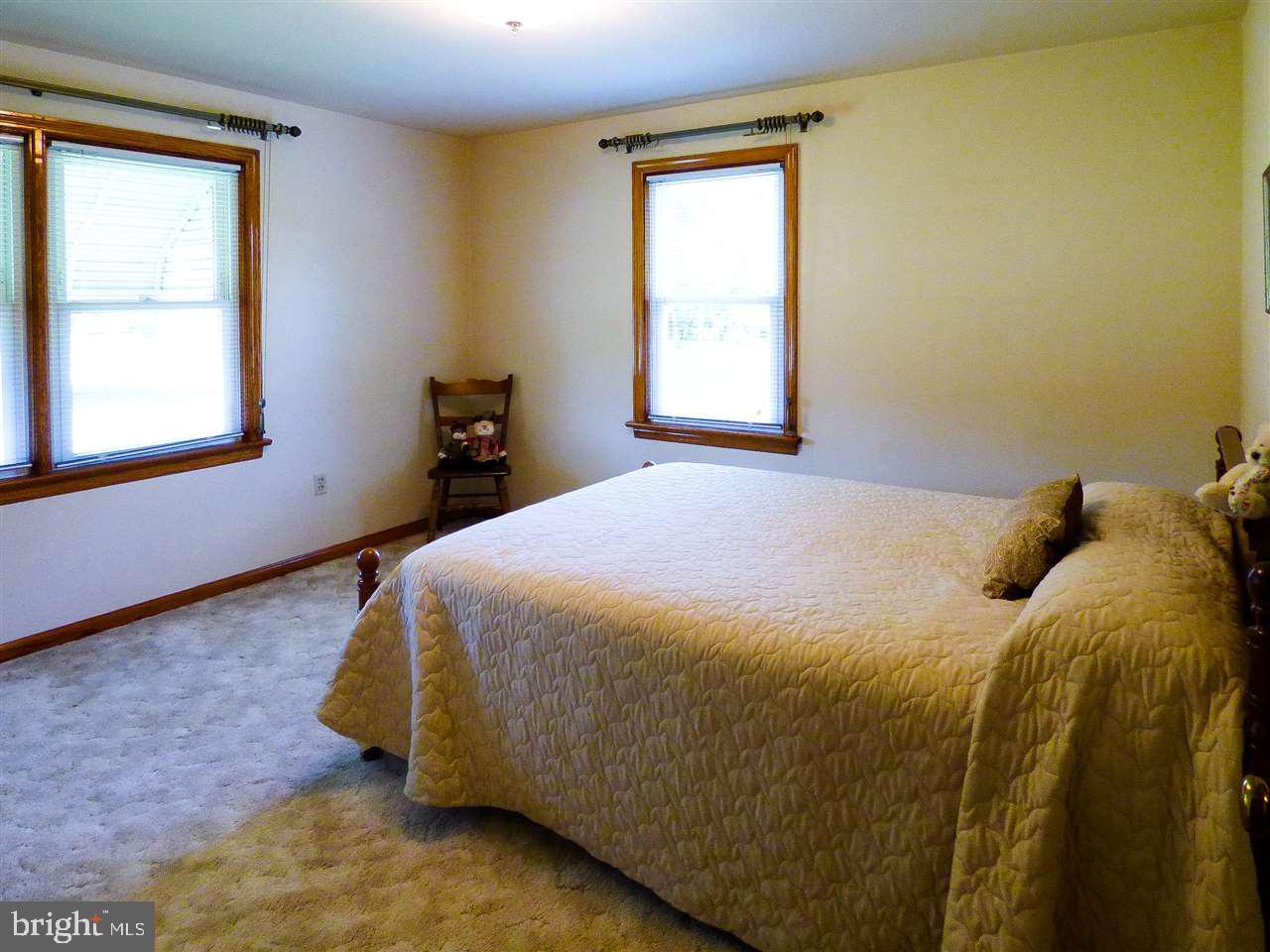 15 Cloverleaf Road York, PA 17406 - Photo 19 of 36